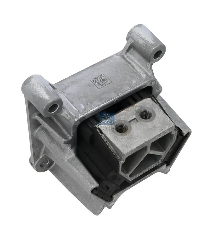 Piekare, Dzinējs DT Spare Parts 310839