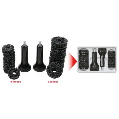 Cleaning disc, wheel hub cleaning set