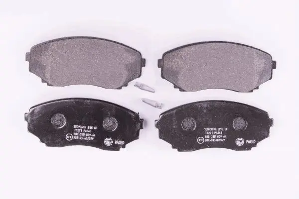 Handler.Part Brake pad set, disc brake HELLA 8DB355009641 2