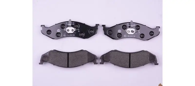 Handler.Part Brake pad set, disc brake HELLA 8DB355008231 1