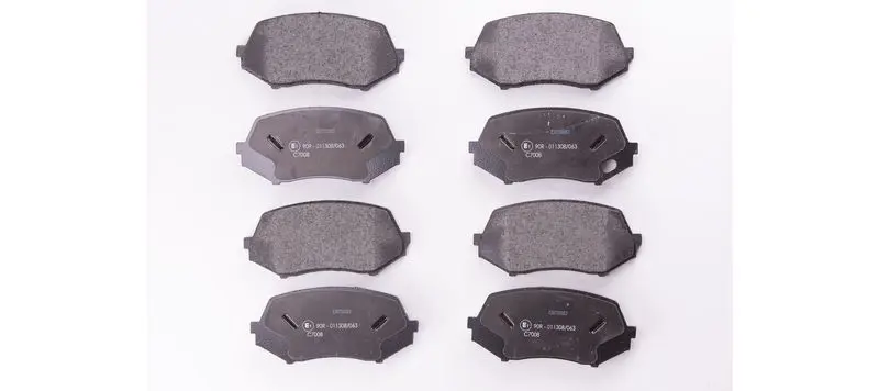 Handler.Part Brake pad set, disc brake HELLA 8DB355005591 1