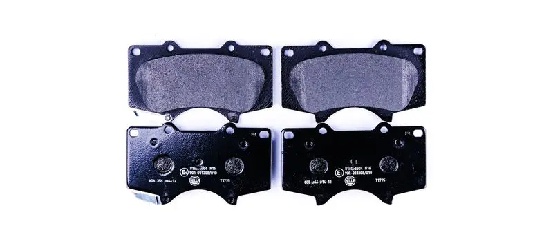 Handler.Part Brake pad set, disc brake HELLA 8DB355014121 1