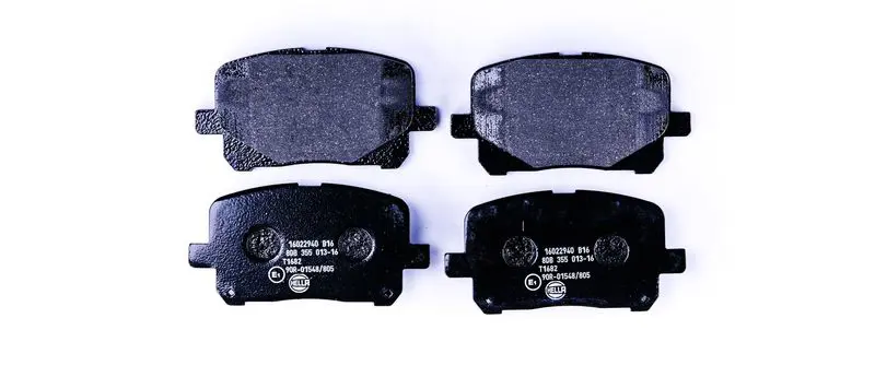 Handler.Part Brake pad set, disc brake HELLA 8DB355013161 1