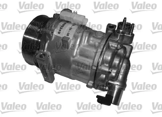 Handler.Part Compressor, air conditioning Valeo 699349 1