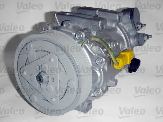 Handler.Part Compressor, air conditioning Valeo 813663 2