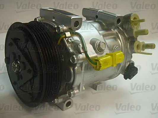 Handler.Part Compressor, air conditioning Valeo 813718 2