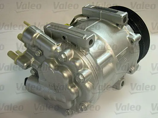 Handler.Part Compressor, air conditioning Valeo 813718 1