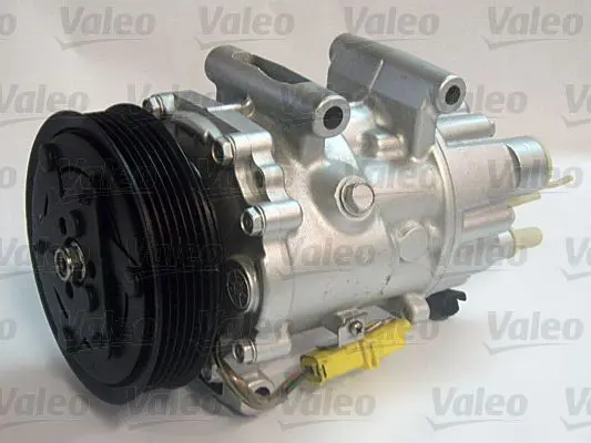 Handler.Part Compressor, air conditioning Valeo 813724 2