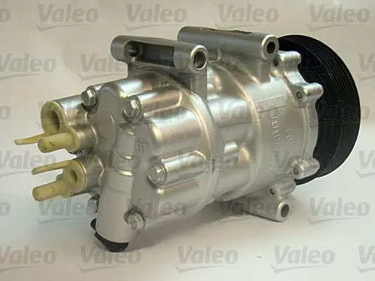 Handler.Part Compressor, air conditioning Valeo 813724 1