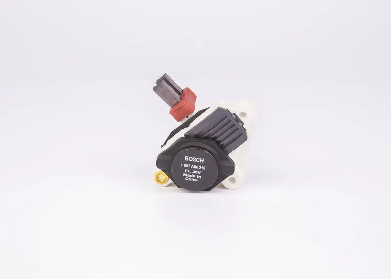 Handler.Part Alternator regulator Bosch 1987AN0215 3