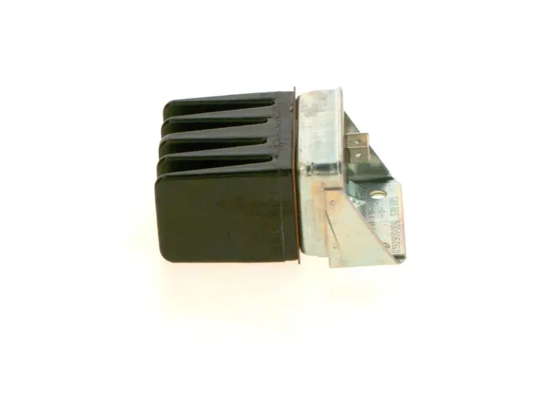 Handler.Part Overvoltage protector, alternator Bosch 0192900004 4