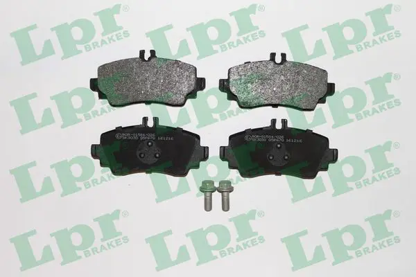 Handler.Part Brake pad set, disc brake LPR 05P670 1