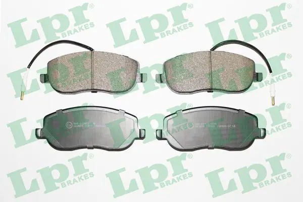 Handler.Part Brake pad set, disc brake LPR 05P831 1