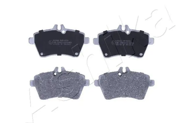 Handler.Part Brake pad set, disc brake ASHIKA 50000068 1