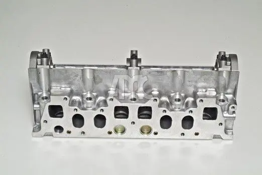 Handler.Part Cylinder head AMC 908015 1