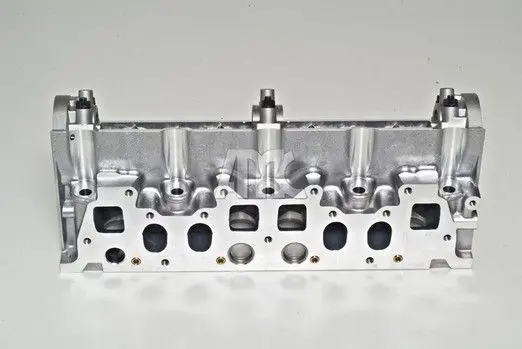 Handler.Part Cylinder head AMC 908064 1