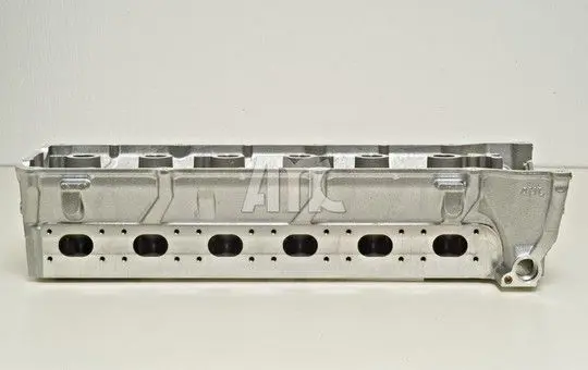 Handler.Part Cylinder head AMC 910550 9