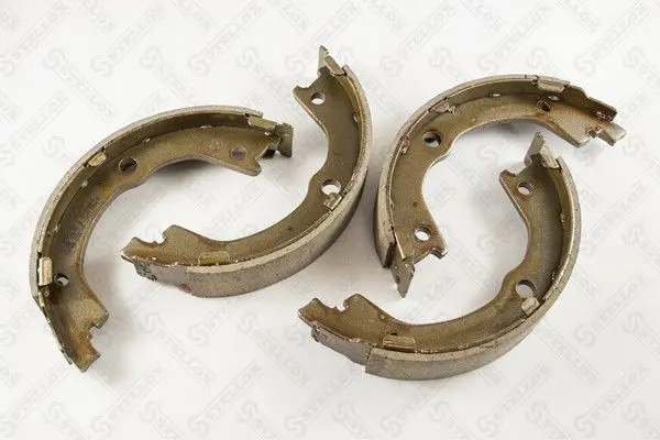 Handler.Part Brake shoe set Stellox 000470SX 1