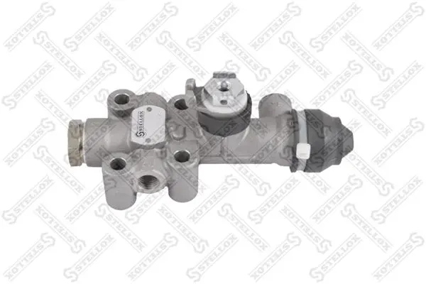 Handler.Part Air suspension valve Stellox 8417311SX 1