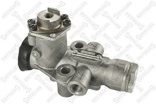 Handler.Part Air suspension valve Stellox 8417318SX 1